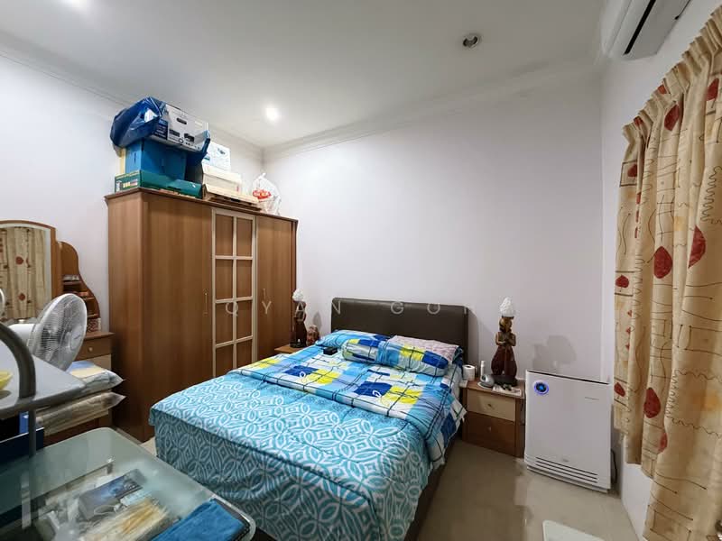 Rumah Teres 1 Tingkat untuk Dijual di Taman Jelutong (Jelutong) - Qyan Goh - Bedroom - PropertyGuru.com.my