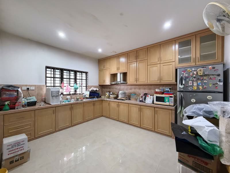 Rumah Teres 1 Tingkat untuk Dijual di Taman Jelutong (Jelutong) - Qyan Goh - Kitchen - PropertyGuru.com.my