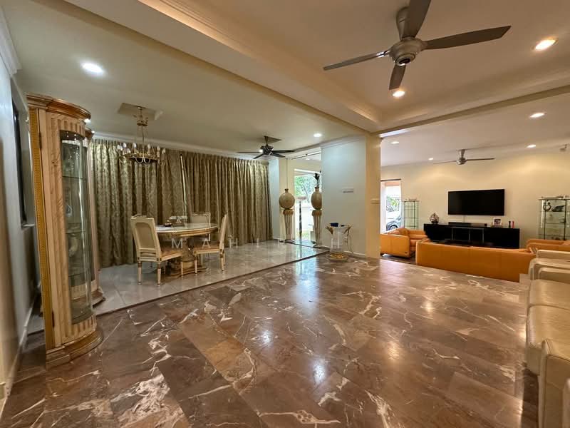 Rumah Berkembar untuk Dijual di Sri Hartamas (Kuala Lumpur) - Mahirah . - Living Room - PropertyGuru.com.my