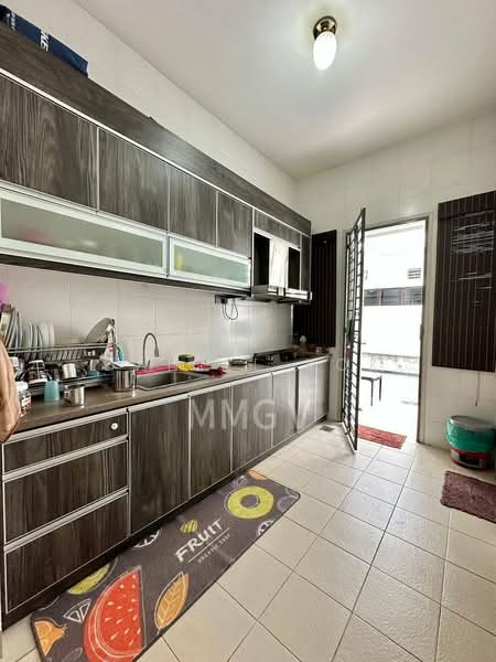 Semi-Detached House for Sale in Bandar Parklands (Klang) - Daniel Kok - Kitchen - PropertyGuru.com.my