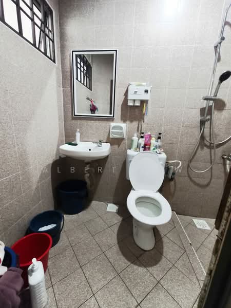 1-storey Terraced House for Sale in Bakri (Johor) - Albert Liew - Bathroom - PropertyGuru.com.my