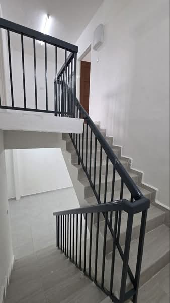 2-storey Terraced House for Sale in Pekan Razaki (Ipoh) - Gary Tang - Corridor - PropertyGuru.com.my