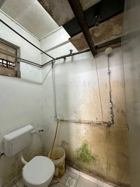 Flat for Sale at Rumah Pangsa Orkid - Zack Chow - Bathroom - PropertyGuru.com.my