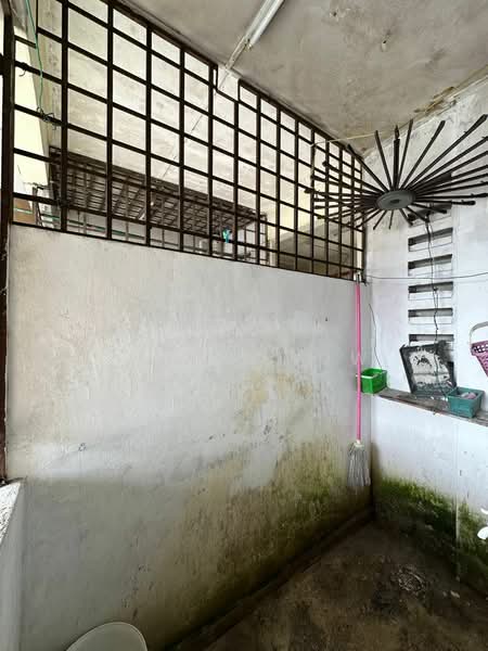 Flat for Sale at Rumah Pangsa Orkid - Zack Chow - Exterior - PropertyGuru.com.my