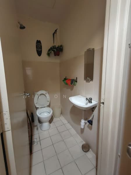 Service Residence for Rent at Waldorf Tower - Wilson Chin - Bathroom - PropertyGuru.com.my