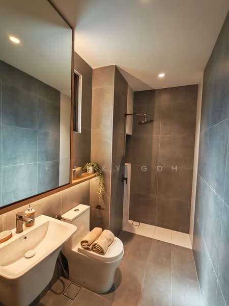 Kondominium untuk Dijual di SkyAman 1 Residences @ Desa Aman, Cheras - Franky Goh - Bathroom - PropertyGuru.com.my