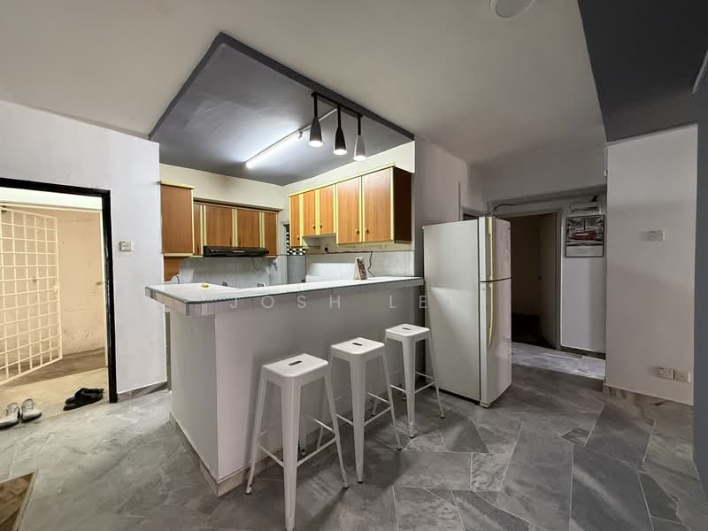 Condominium for Rent at Pelangi Indah Condominium - Josh Lee - Kitchen - PropertyGuru.com.my