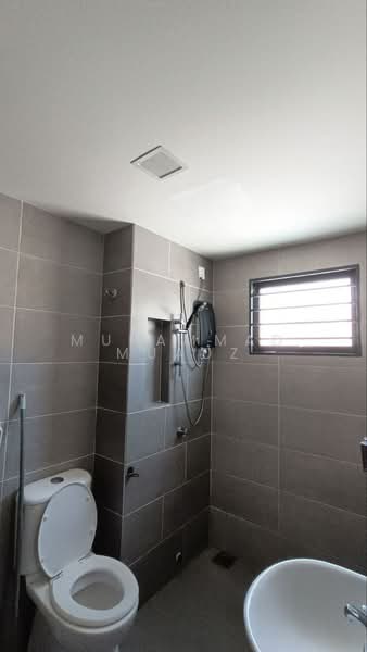 Rumah Bandar untuk Disewa di Puchong (Selangor) - Muhammad Muadz - Bathroom - PropertyGuru.com.my