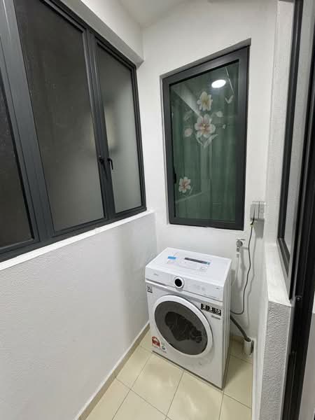 Service Residence for Rent at United Point (Residensi Berpadu) - Rex Tan - Balcony - PropertyGuru.com.my