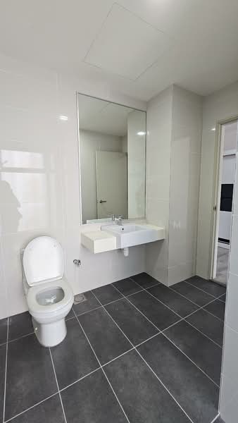 Service Residence for Rent at Southkey Mosaic - Kelly Lim - Bathroom - PropertyGuru.com.my