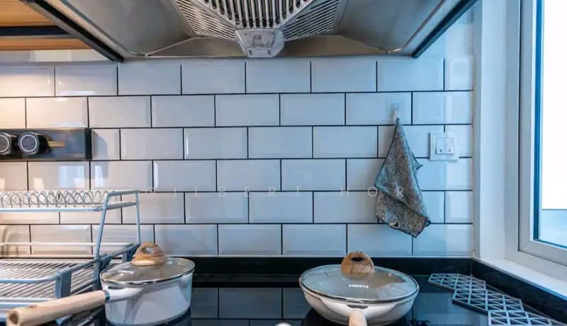 Service Residence for Sale at TR Residence - Gilbert Hor - Kitchen - PropertyGuru.com.my