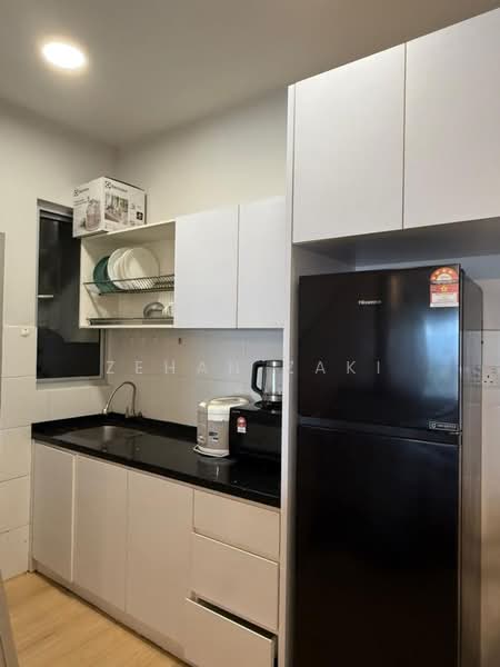Condominium for Rent at Residensi Platinum Teratai - Zehan Zaki - Kitchen - PropertyGuru.com.my