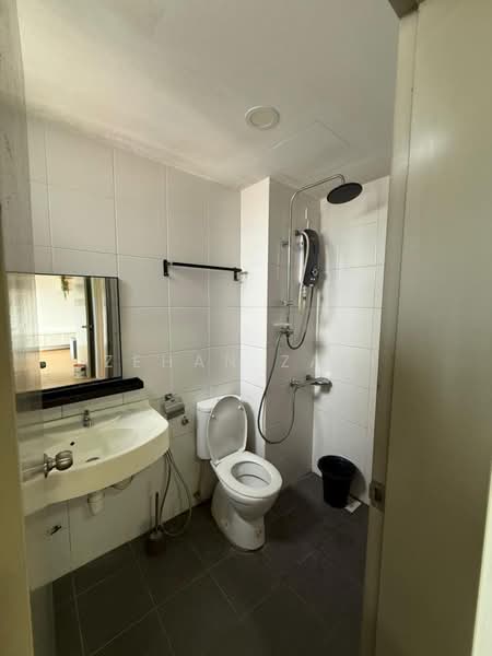 Condominium for Rent at Residensi Platinum Teratai - Zehan Zaki - Bathroom - PropertyGuru.com.my