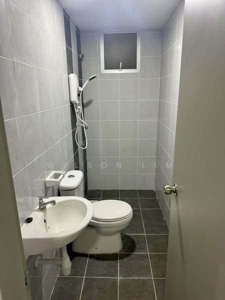 Pangsapuri untuk Disewa di Idaman Melur @ Cybersouth - Wilson Lim - Bathroom - PropertyGuru.com.my