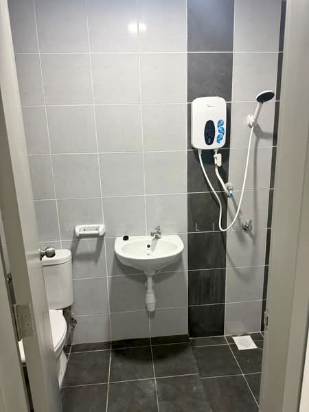 Pangsapuri untuk Disewa di Idaman Melur @ Cybersouth - Wilson Lim - Bathroom - PropertyGuru.com.my