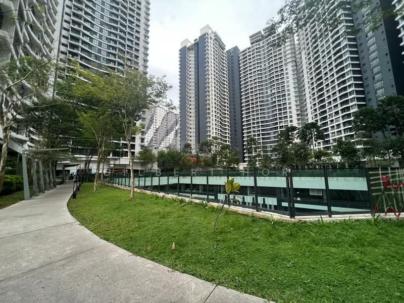 Service Residence for Sale at KL Traders Square - Gilbert Hor - Exterior - PropertyGuru.com.my