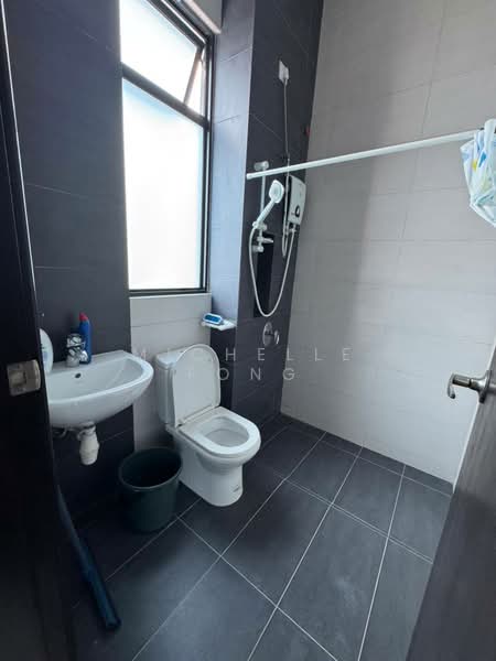 Semi-Detached House for Sale in Taman Setia Indah (Tebrau) - Michelle Fong - Bathroom - PropertyGuru.com.my