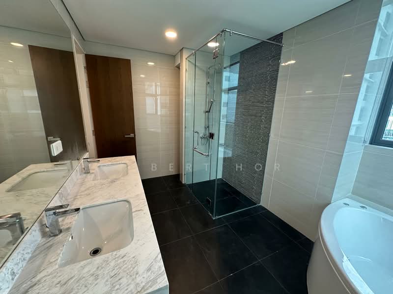 Condominium for Sale at D'Rapport - Gilbert Hor - Bathroom - PropertyGuru.com.my