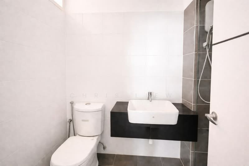 Service Residence for Sale at 1Medini - Chris Liew - Bathroom - PropertyGuru.com.my