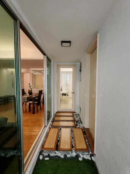 Servis Apartment untuk Dijual di i-Zen @ Kiara 1 - Gabriel Yap - Entrance - PropertyGuru.com.my