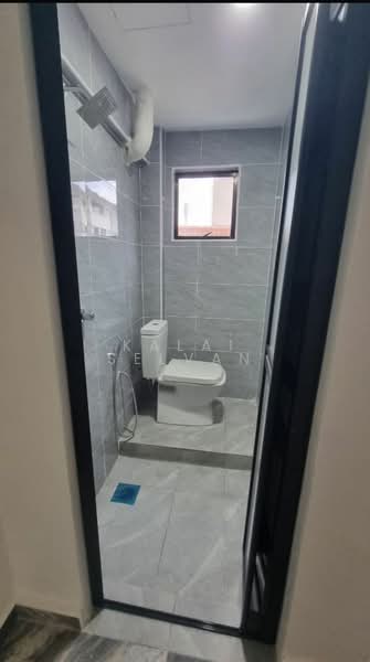 Flat for Sale at Taman Impian Emas - Kalai Selvan - Bathroom - PropertyGuru.com.my
