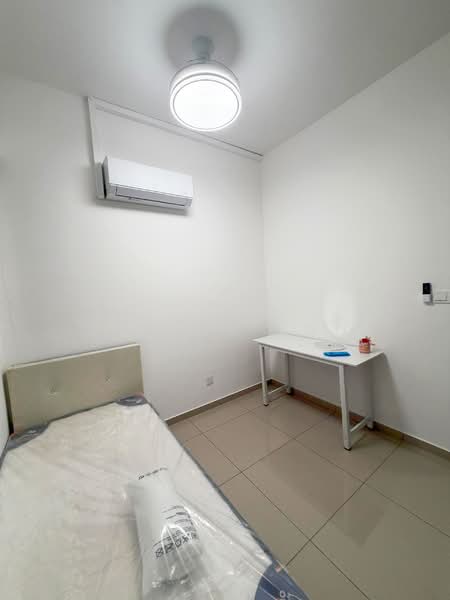 Servis Apartment untuk Disewa di MARC Residences - Adrian Foo - Bedroom - PropertyGuru.com.my