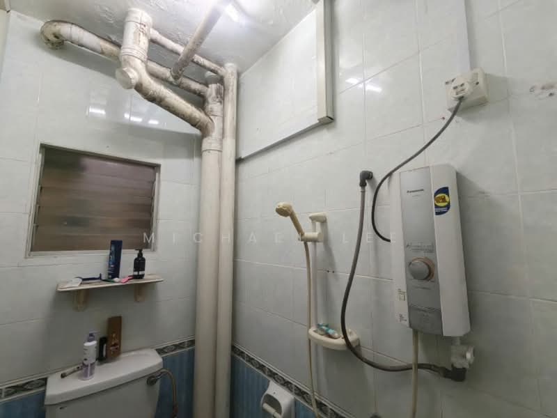 Apartment for Rent at Bistari Impian Apartment - Michael Lee - Bathroom - PropertyGuru.com.my