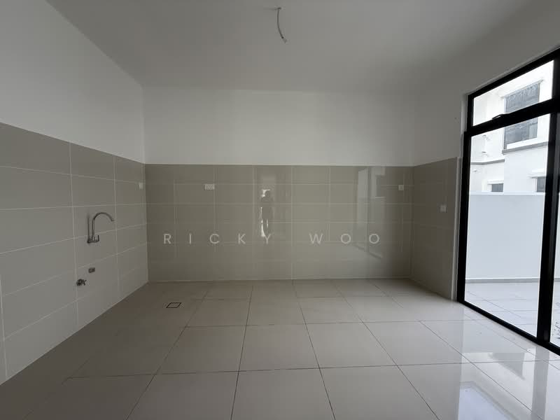Cluster House for Rent in Eco Botanic 2 (Iskandar Puteri (Nusajaya)) - Ricky Woo - Kitchen - PropertyGuru.com.my