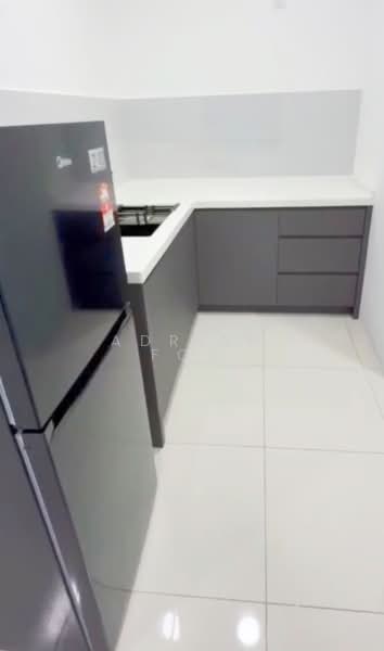 Servis Apartment untuk Disewa di Vivo Executive Apartment - Adrian Foo - Kitchen - PropertyGuru.com.my