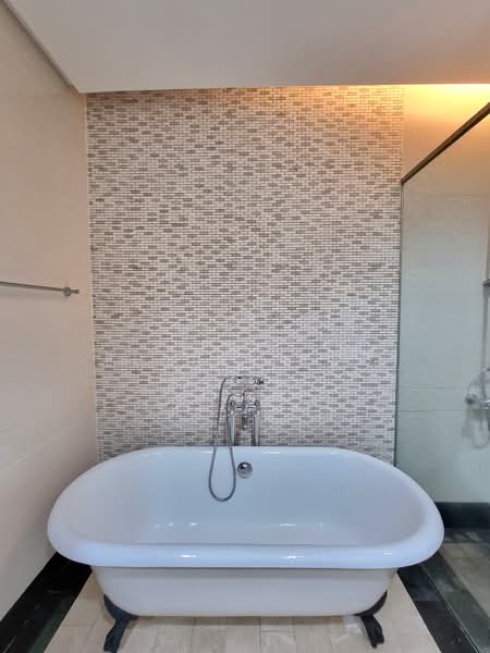 Kondominium untuk Disewa di Quayside Condominium - Elaine Yeo - Bathroom - PropertyGuru.com.my