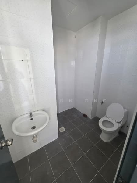 Condominium for Sale at Mahkota Garden - Wilson Ong - Bathroom - PropertyGuru.com.my