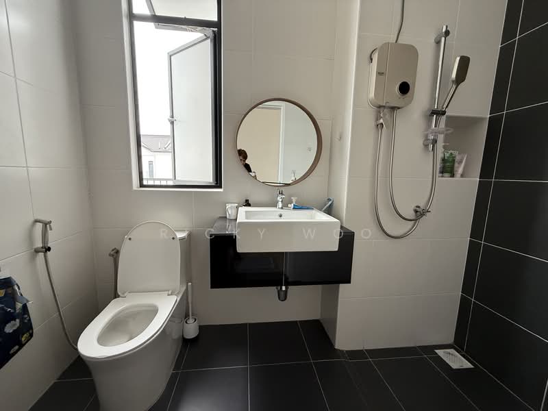 Cluster House for Rent in Eco Botanic 2 (Iskandar Puteri (Nusajaya)) - Ricky Woo - Bathroom - PropertyGuru.com.my