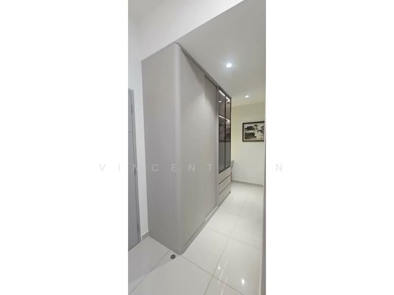Condominium for Rent at Waterside Residence - Vincent Tan - Corridor - PropertyGuru.com.my
