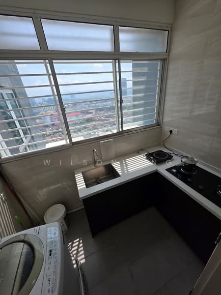 Kondominium untuk Disewa di The Holmes 1 - Wilson Ong - Kitchen - PropertyGuru.com.my