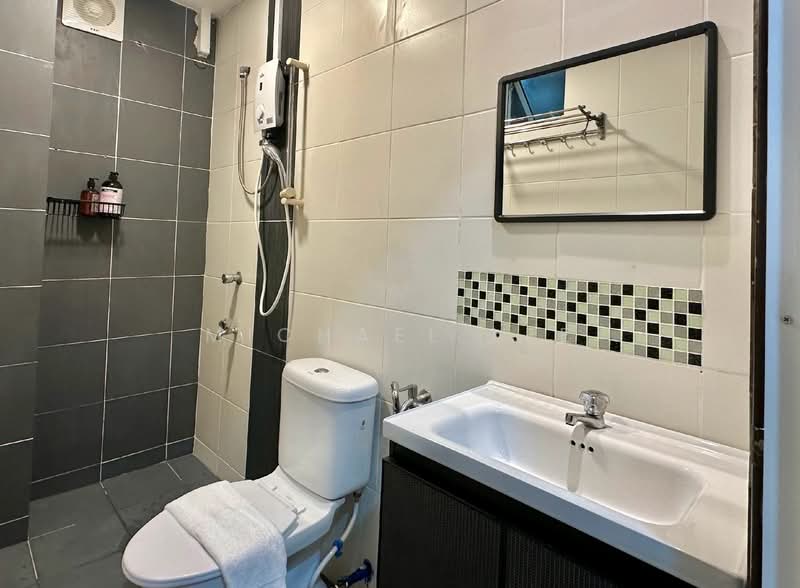 Pangsapuri untuk Disewa di Zennith Suites (Pangsapuri Kebun Teh) - Michael Lee - Bathroom - PropertyGuru.com.my