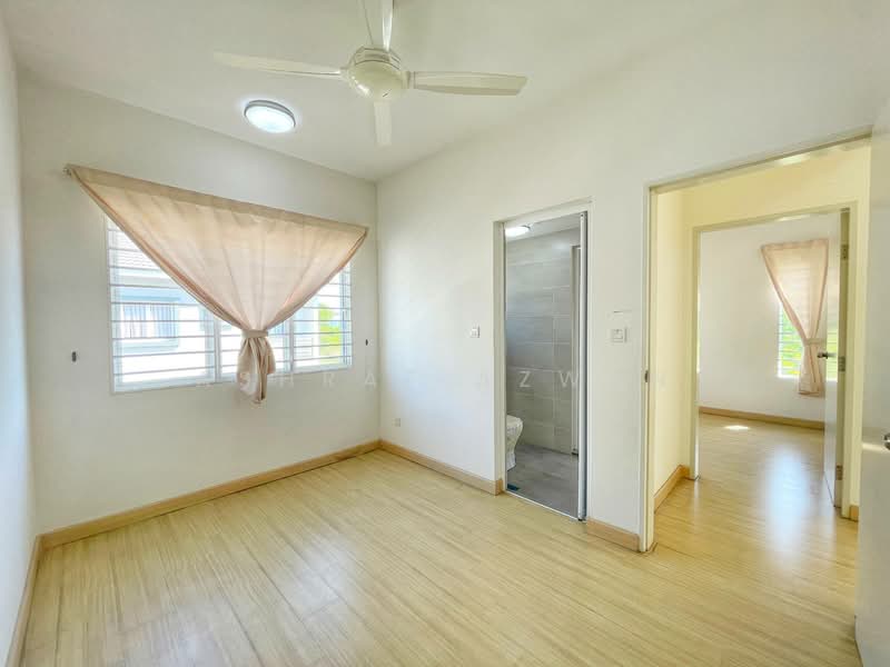 2-storey Terraced House for Sale in Cyberjaya (Selangor) - Ashraf Azwan - Bedroom - PropertyGuru.com.my