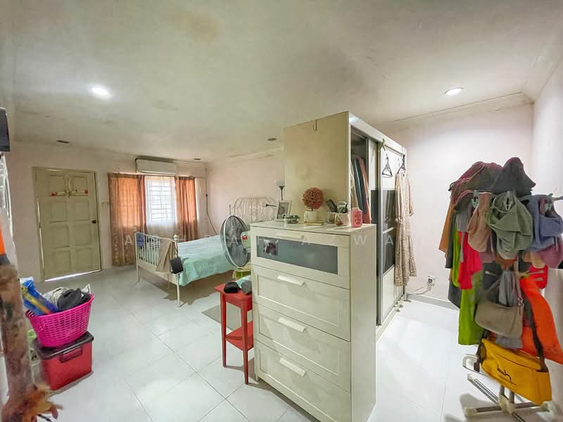 2-storey Terraced House for Sale in Bandar Baru Bangi (Selangor) - Ashraf Azwan - Bedroom - PropertyGuru.com.my