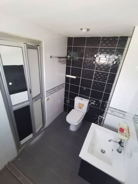 Service Residence for Rent at Endah Promenade - Jayden Loke - Bathroom - PropertyGuru.com.my