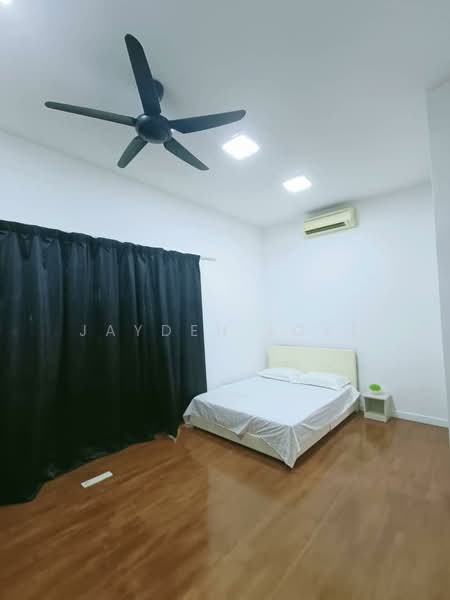 Servis Apartment untuk Disewa di The Elements - Jayden Loke - Bedroom - PropertyGuru.com.my