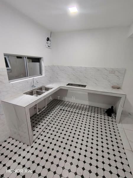 Terraced House for Sale in Ipoh (Perak) - Fatin . - Kitchen - PropertyGuru.com.my