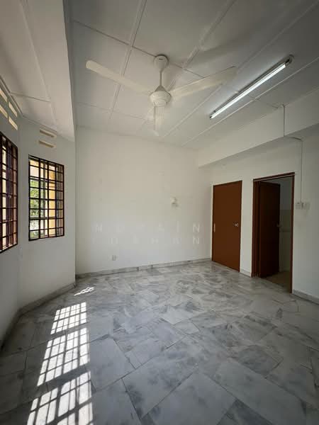 Bungalow for Sale in Bandar Mahkota Banting (Tanjong Duabelas) - Noraini Dahan - Interior - PropertyGuru.com.my