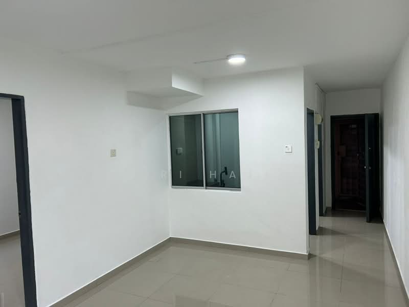 Flat for Sale at Desa Sri Puteri - Hairi Halim - Interior - PropertyGuru.com.my