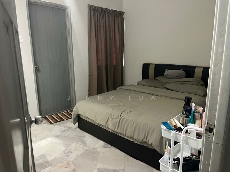 Apartment for Sale at Seri Kasturi - Jimmy Low - Bedroom - PropertyGuru.com.my