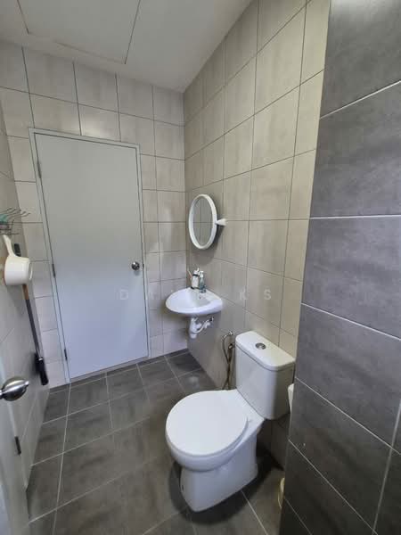 Rumah Teres 2 Tingkat untuk Dijual di Bandar Rimbayu (Telok Panglima Garang) - Dave KS - Bathroom - PropertyGuru.com.my