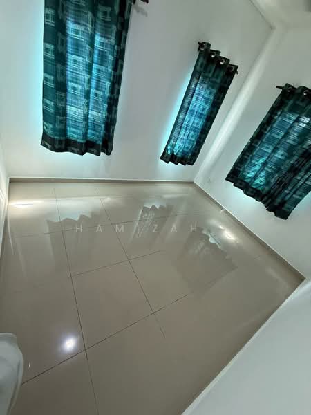 Bungalow for Sale in Seksyen 29 (Shah Alam) - Hamizah . - PropertyGuru.com.my