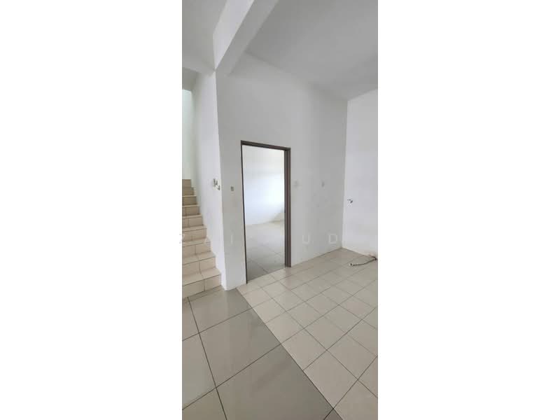 Rumah Teres 2 Tingkat untuk Disewa di Sepang (Selangor) - Zai Muda - Interior - PropertyGuru.com.my
