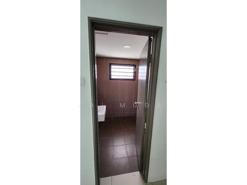 Rumah Teres 2 Tingkat untuk Disewa di Sepang (Selangor) - Zai Muda - Bathroom - PropertyGuru.com.my