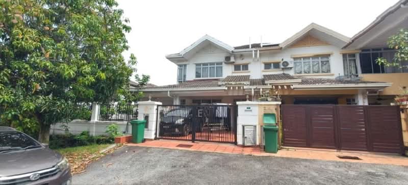 Semi-Detached House for Sale in Bandar Seri Putra (Bangi) - Allen . - Exterior - PropertyGuru.com.my