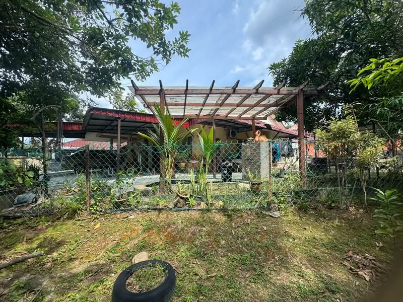 Rumah Teres 1 Tingkat untuk Dijual di Bandar Warisan Puteri (Seremban) - Luqman Ramli - Exterior - PropertyGuru.com.my