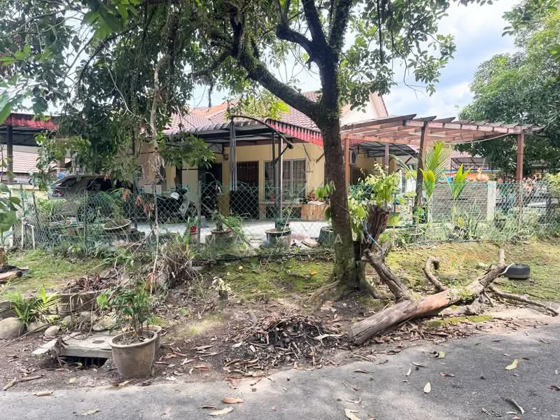 Rumah Teres 1 Tingkat untuk Dijual di Bandar Warisan Puteri (Seremban) - Luqman Ramli - Exterior - PropertyGuru.com.my